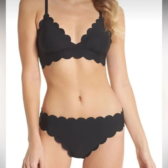 Chelsea28 Other - Chelsea28 black scalloped trim bikini bottom size XXS
